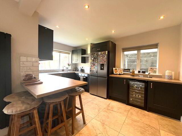 property description image