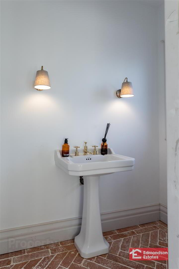 New Build, Redford Road 15 of 37