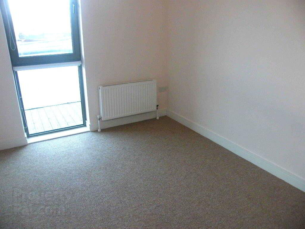 Apt 2.19 The Arc, 2b Queens Road 6 of 9