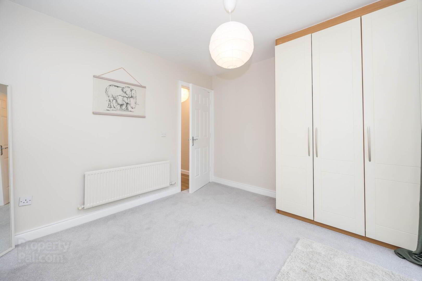 98 Holywell Wood 17 of 21