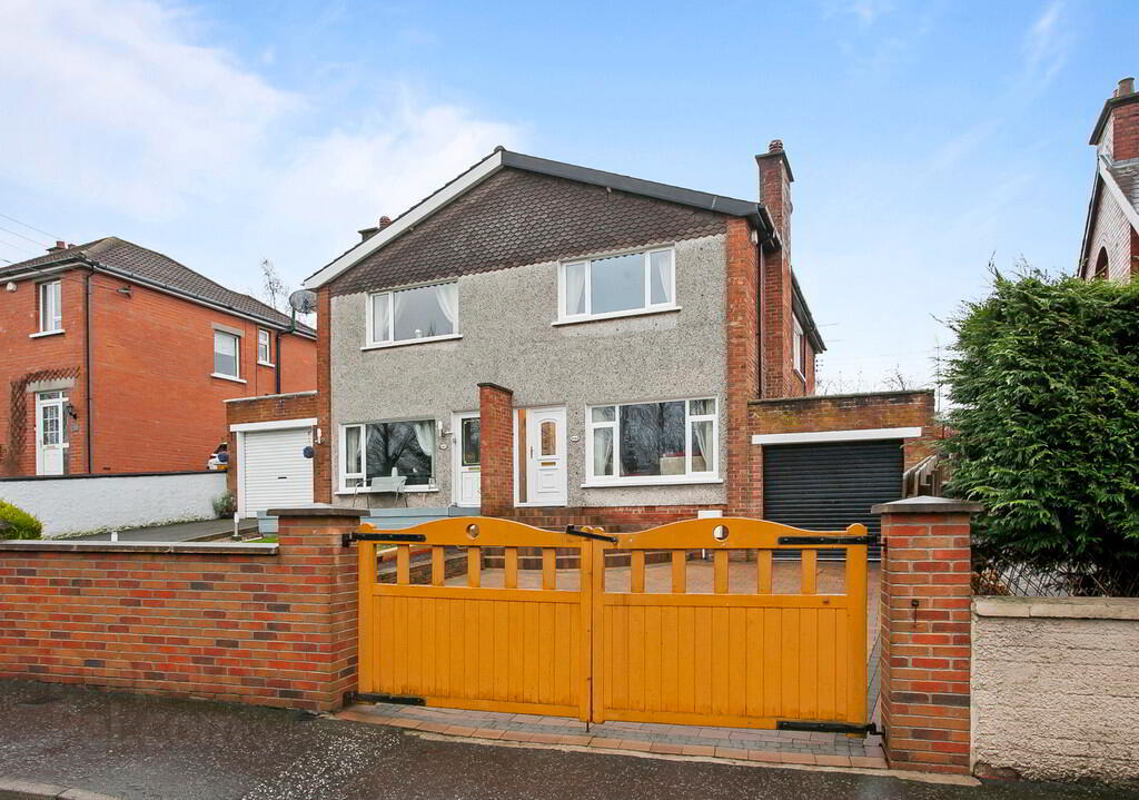 1055 Upper Newtownards Road 1 of 20