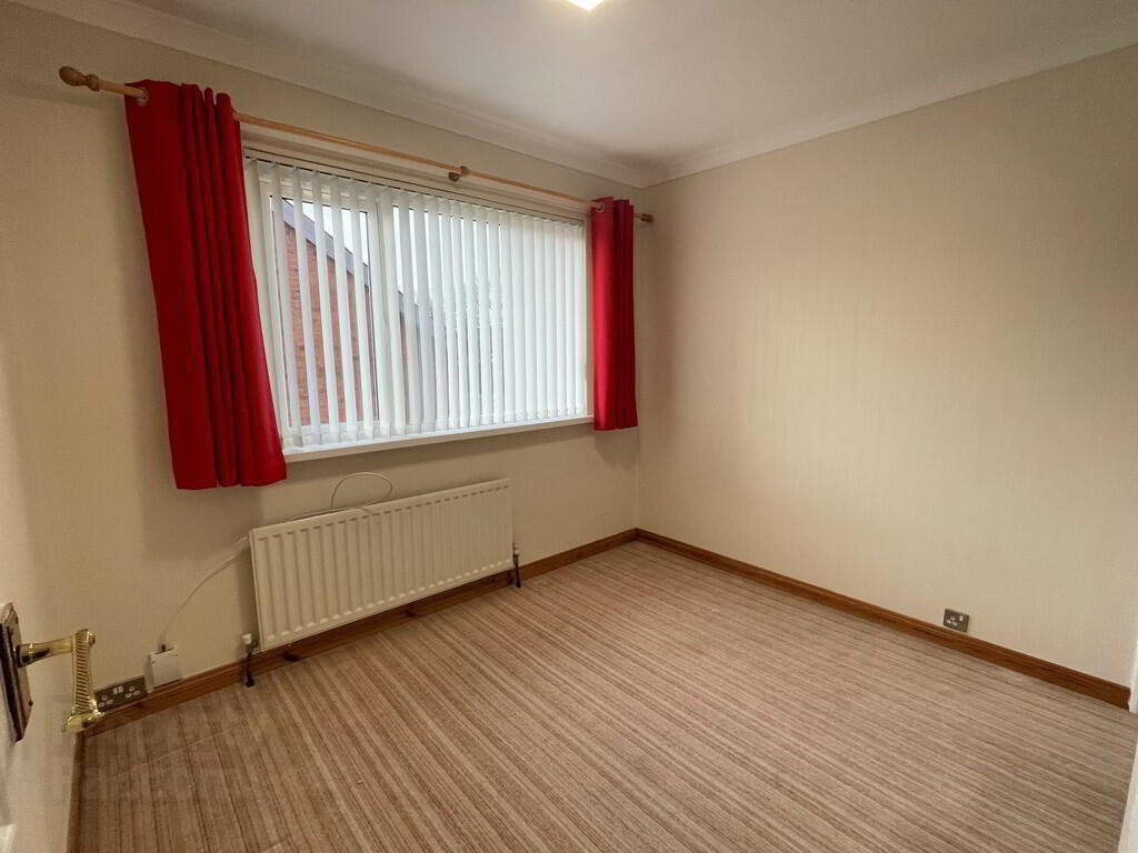 1055 Upper Newtownards Road 10 of 20