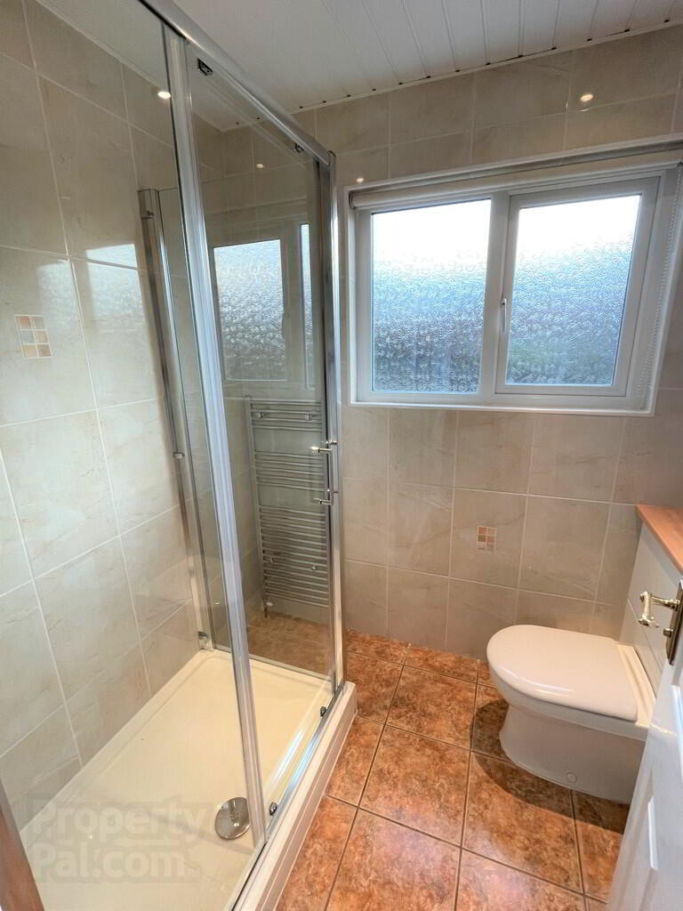 1055 Upper Newtownards Road 14 of 20