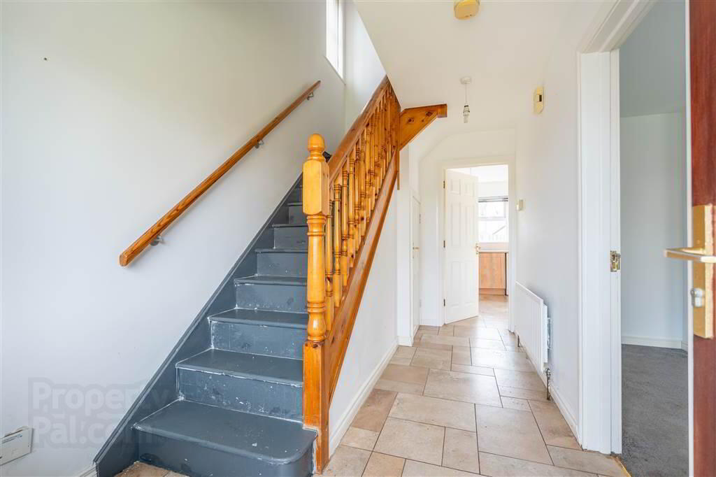 12 Fenaghy Heights 3 of 35