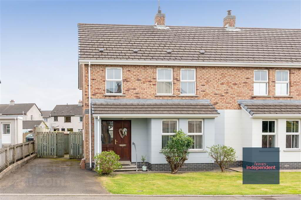 12 Fenaghy Heights 1 of 35