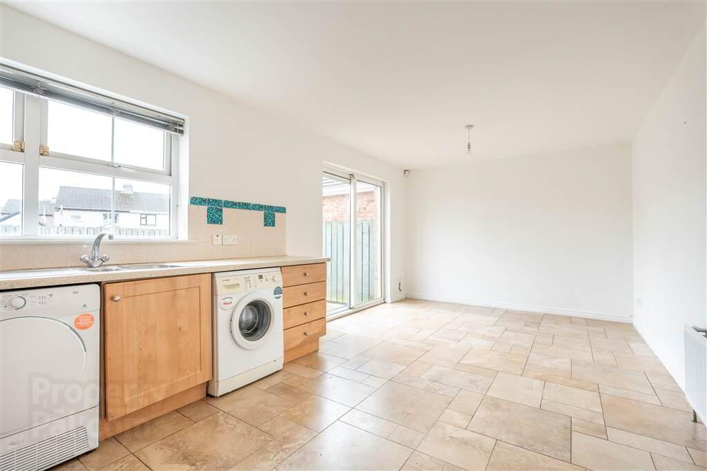 12 Fenaghy Heights 12 of 35