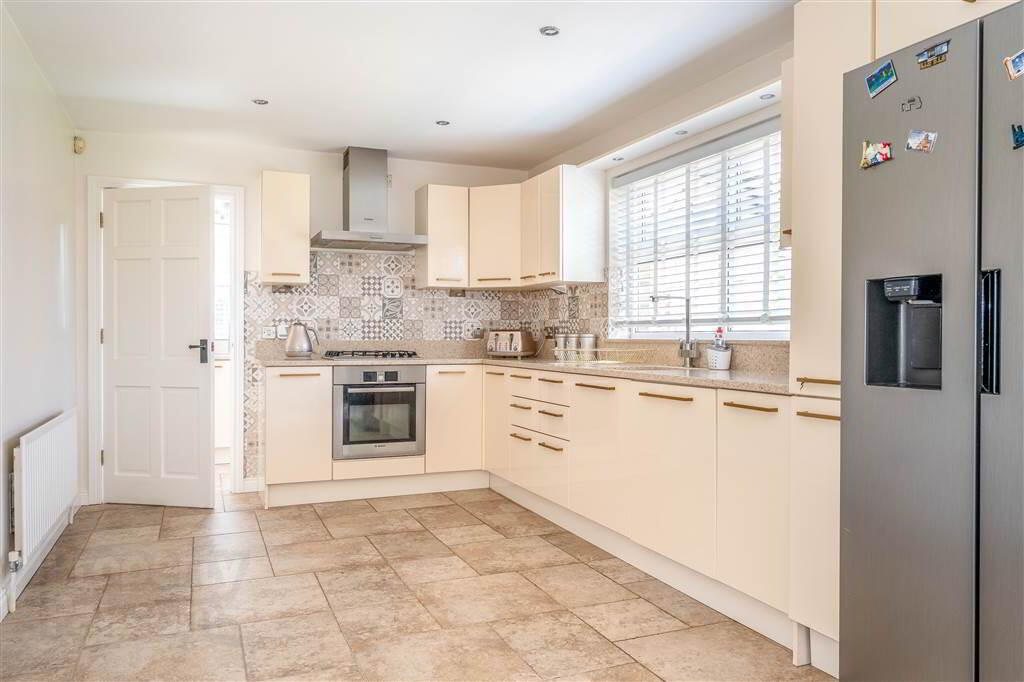 9 Rosses Avenue 14 of 53