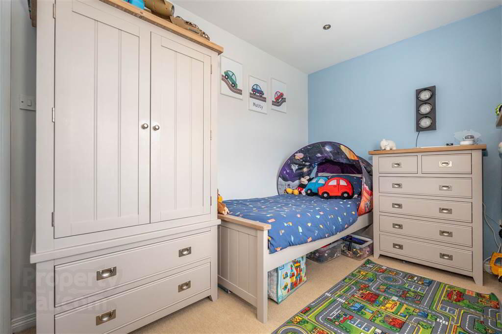 9 Rosses Avenue 33 of 53
