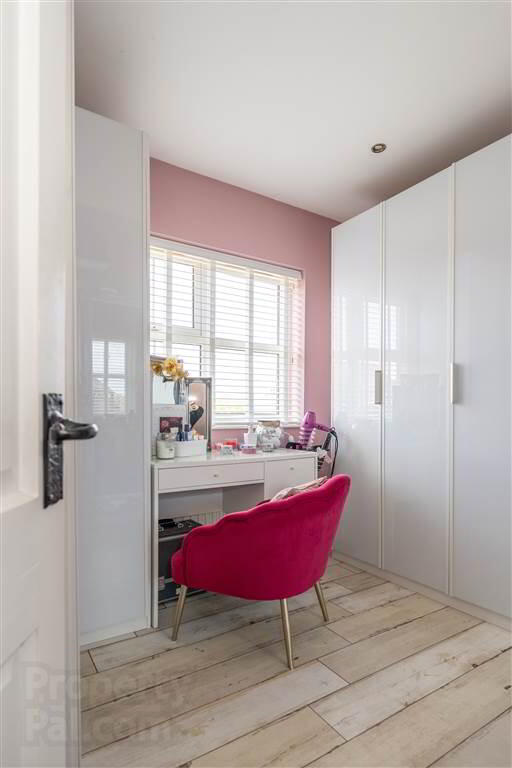 9 Rosses Avenue 36 of 53
