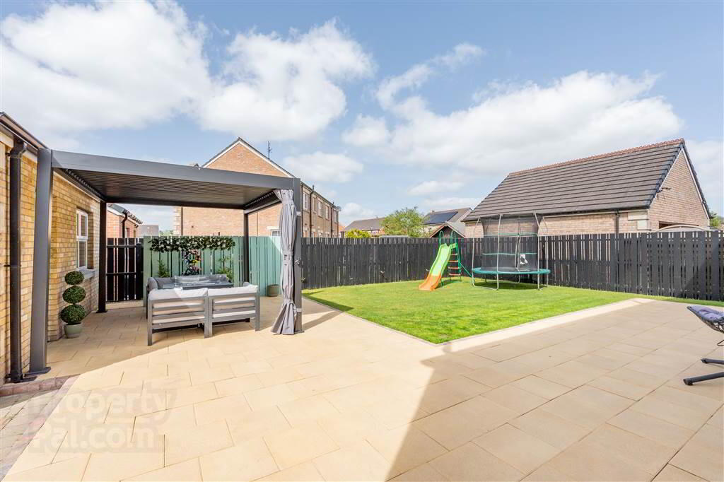 9 Rosses Avenue 41 of 53