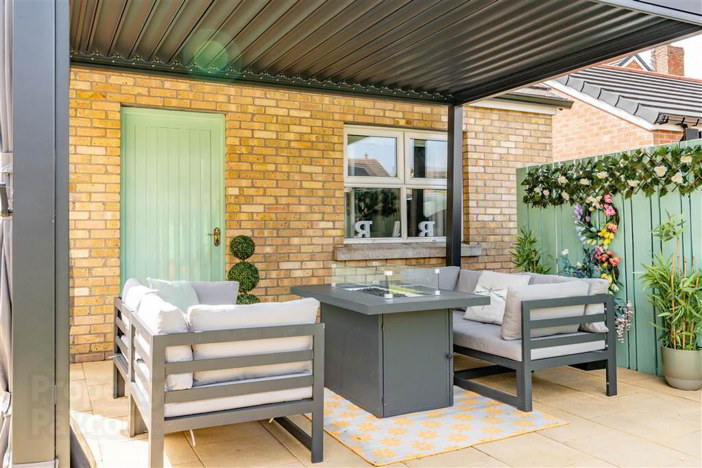 9 Rosses Avenue 44 of 53