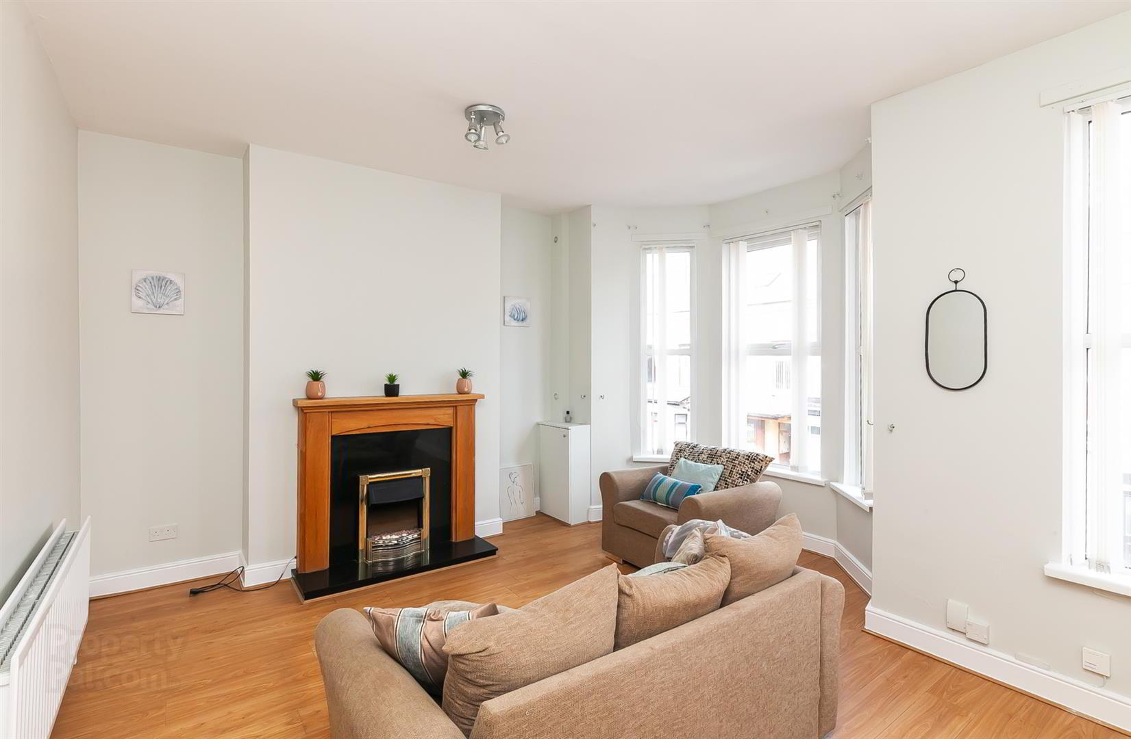 50b Eia Street 4 of 17