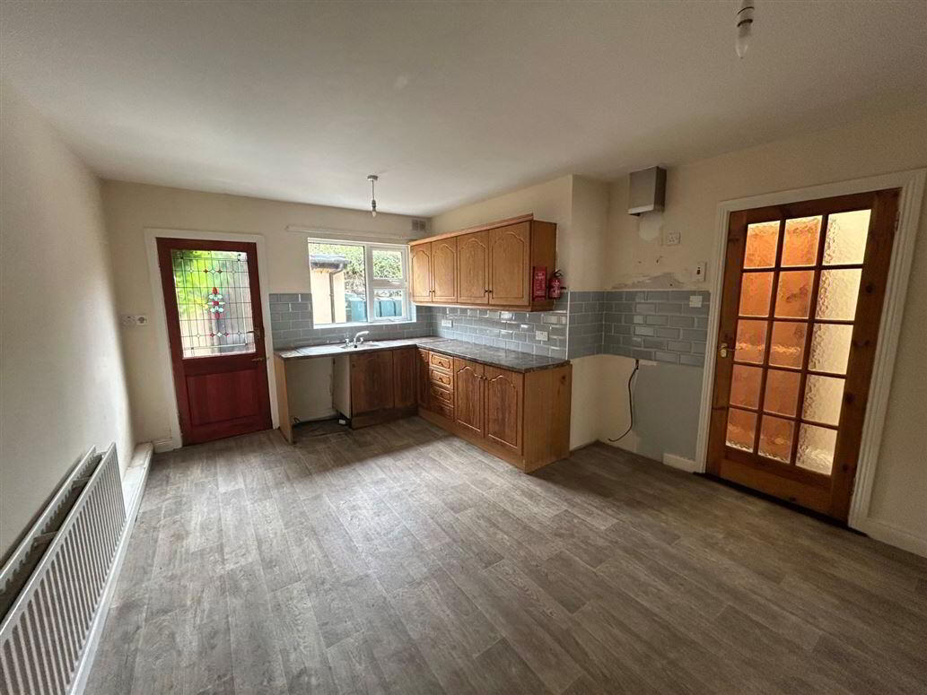 6b Saint Alphonsus Road 4 of 11
