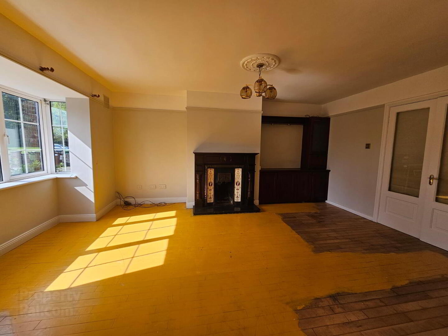 property description image
