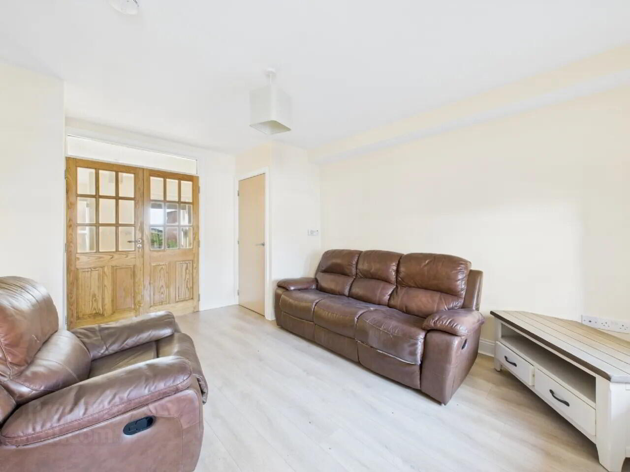 property description image