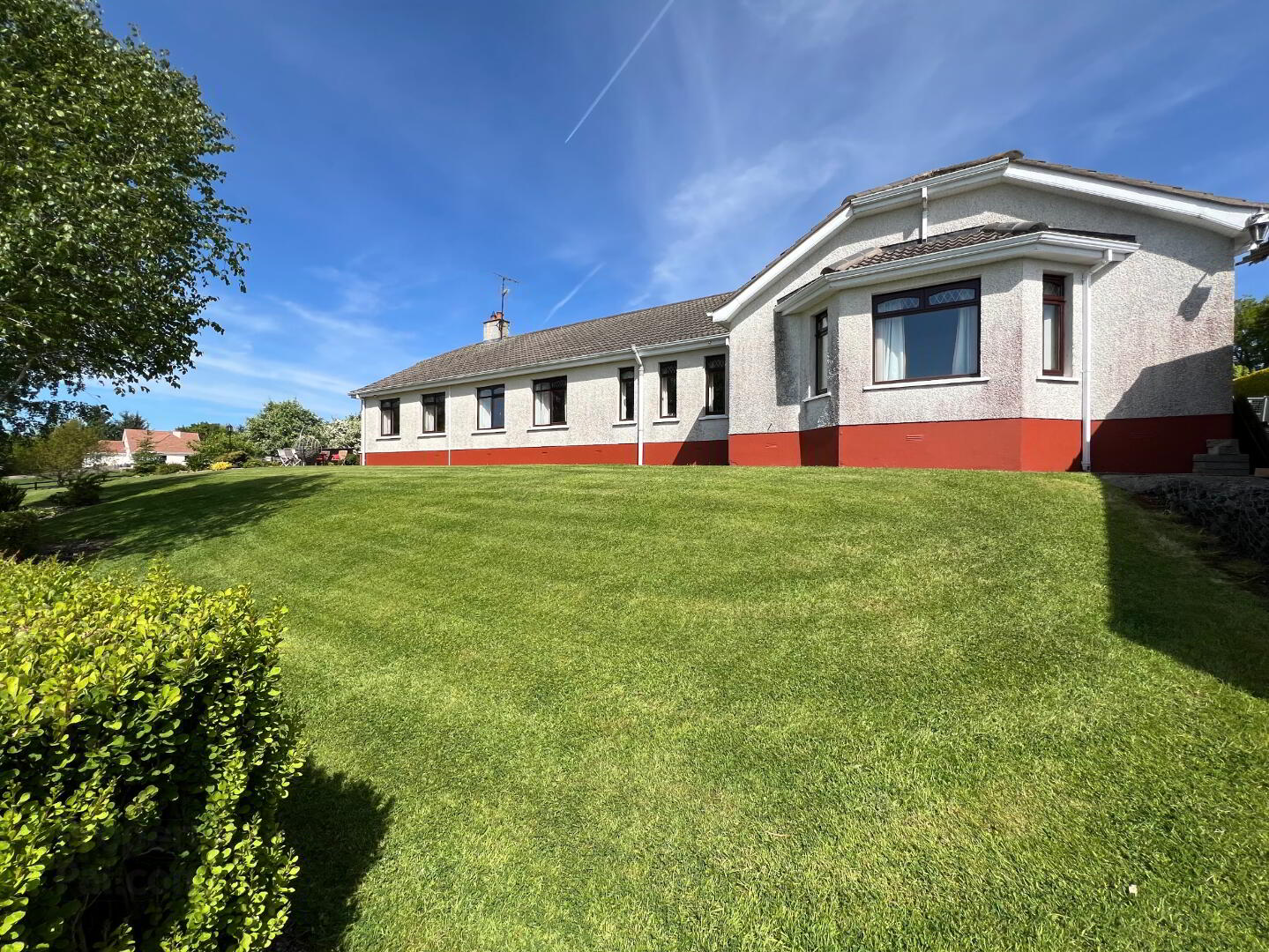 property description image