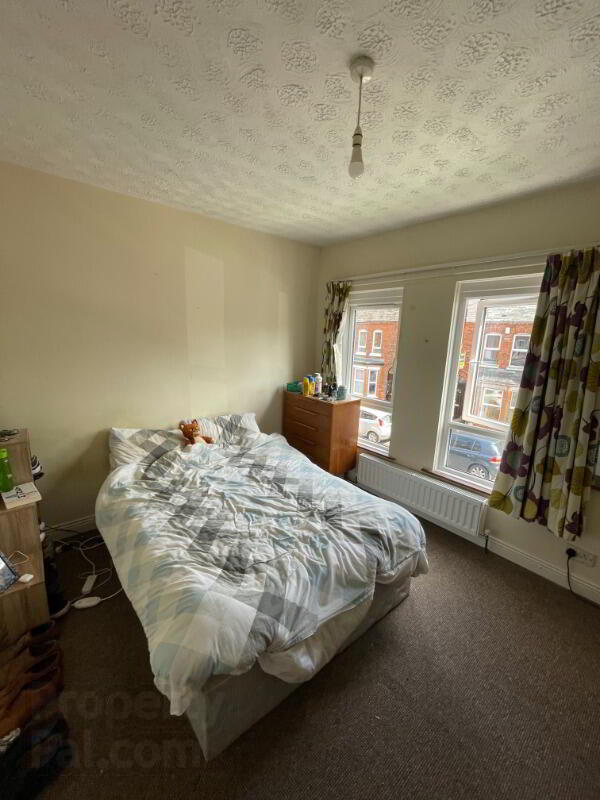 45 St Albans Gardens 3 of 6