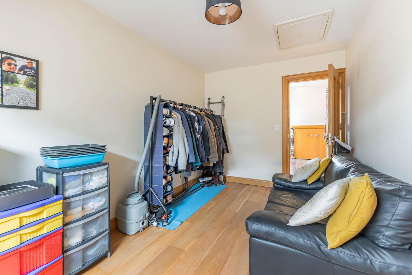 26 Linen Mews 19 of 23