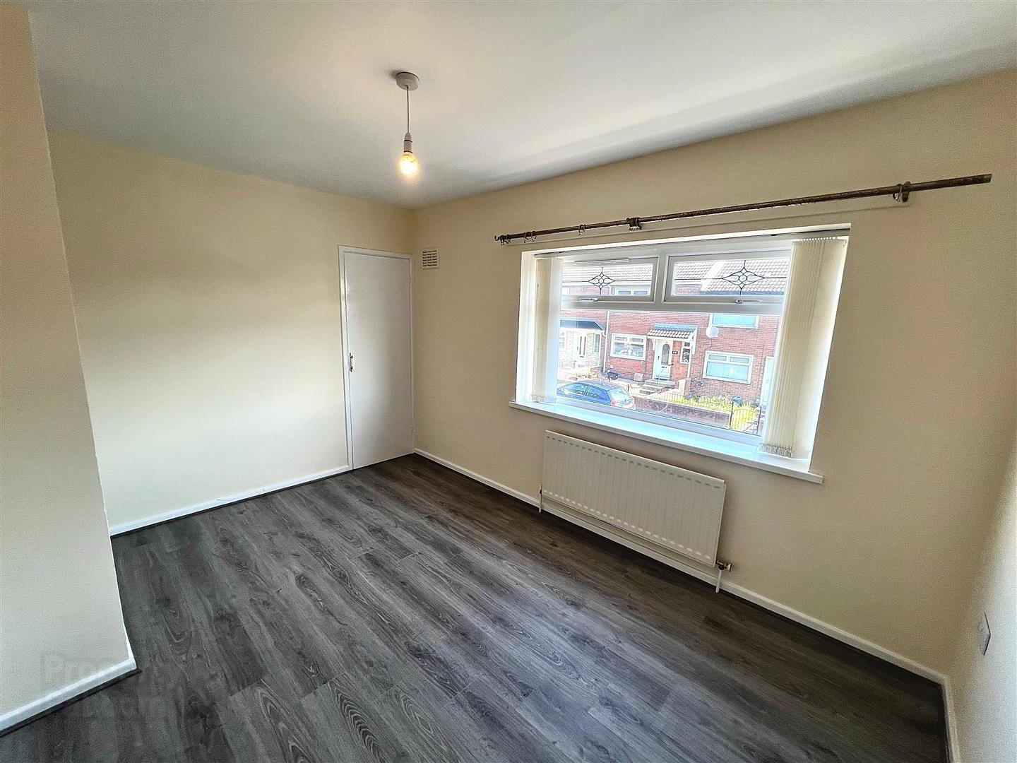 94 Gainsborough Drive 7 of 11