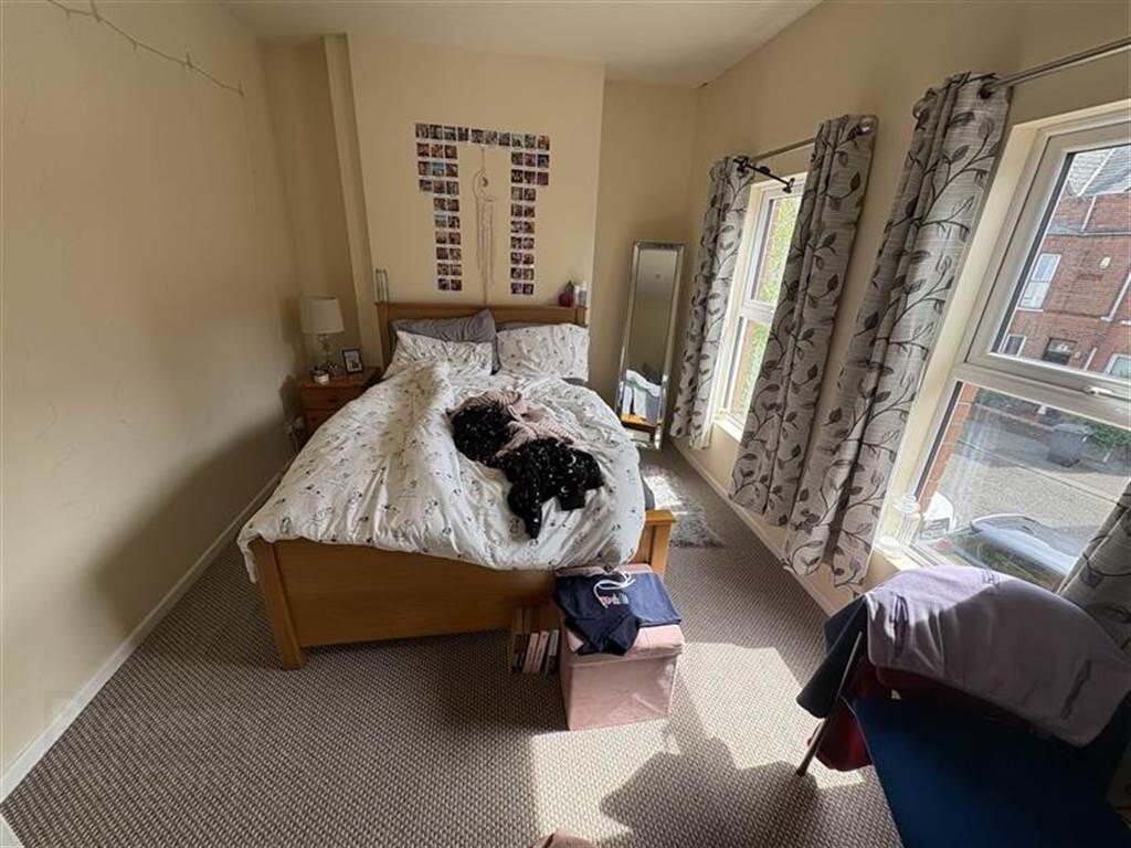 2 Sandhurst Drive 6 of 7