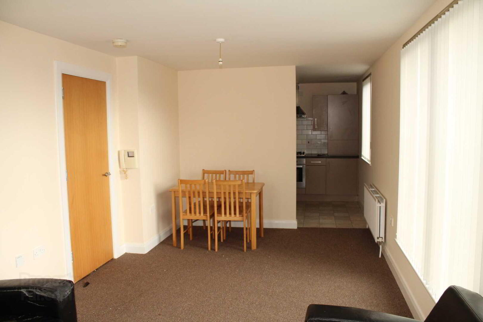 Apt 2, Magee Building 3 of 8