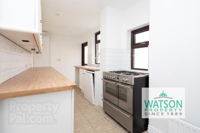 15 Abbeydale Crescent 8 of 18