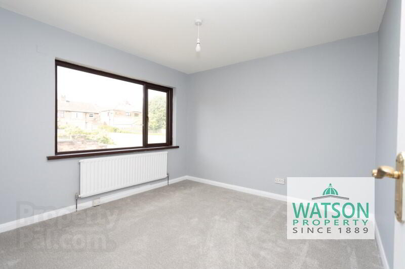 15 Abbeydale Crescent 13 of 18