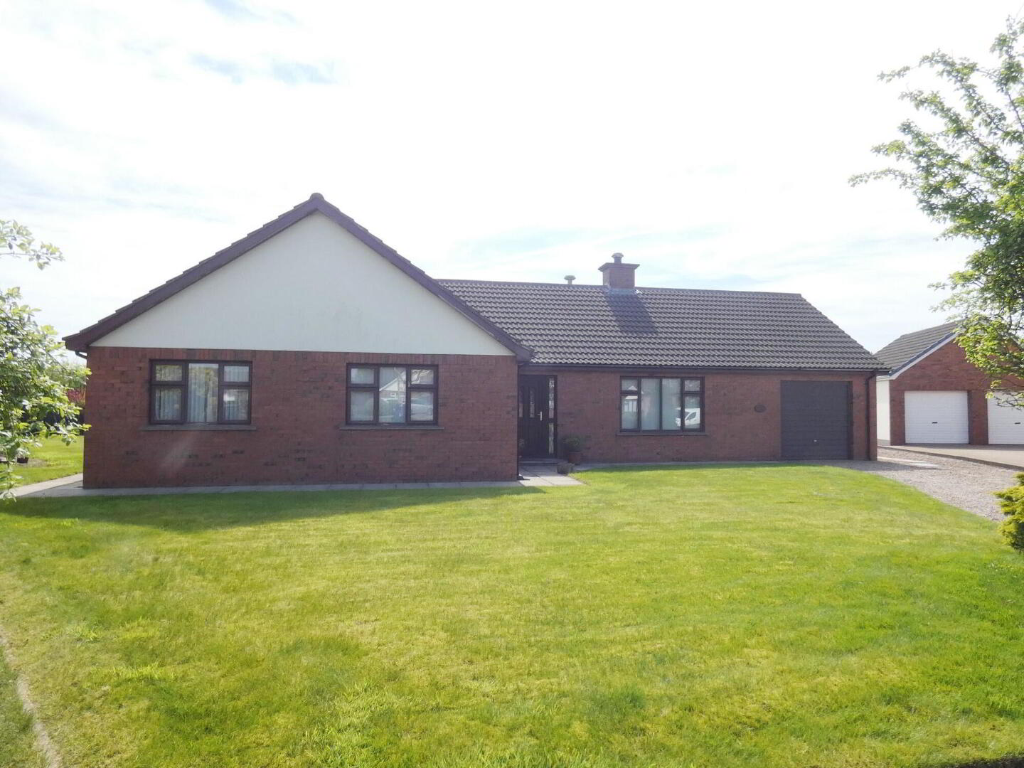 property description image