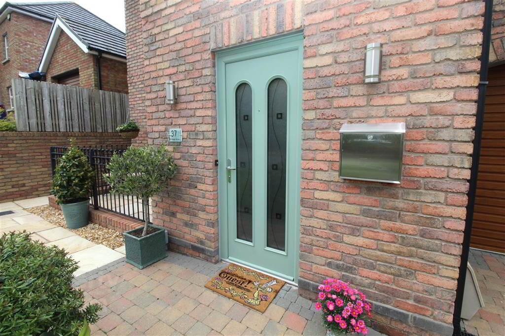 37 Millreagh Drive 4 of 30