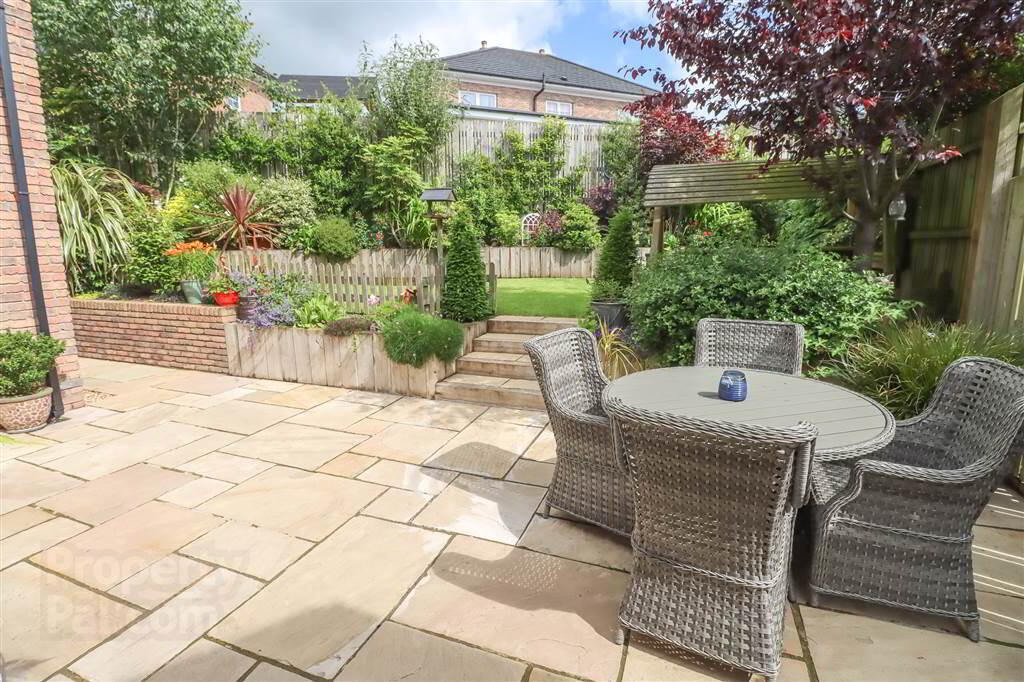 37 Millreagh Drive 30 of 31