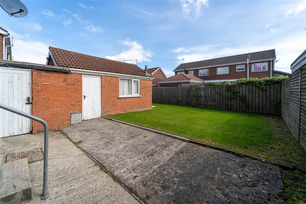 33 Lynne Crescent 15 of 18