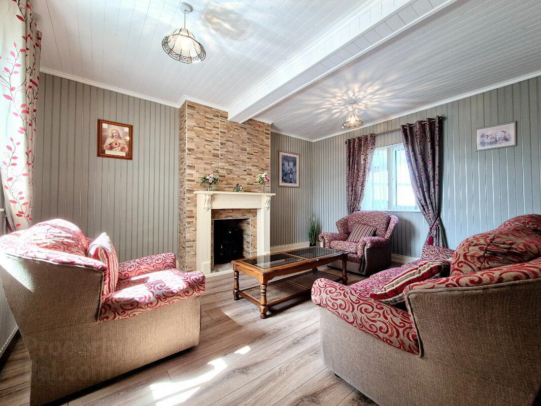 46 Loughmallon Road 5 of 17