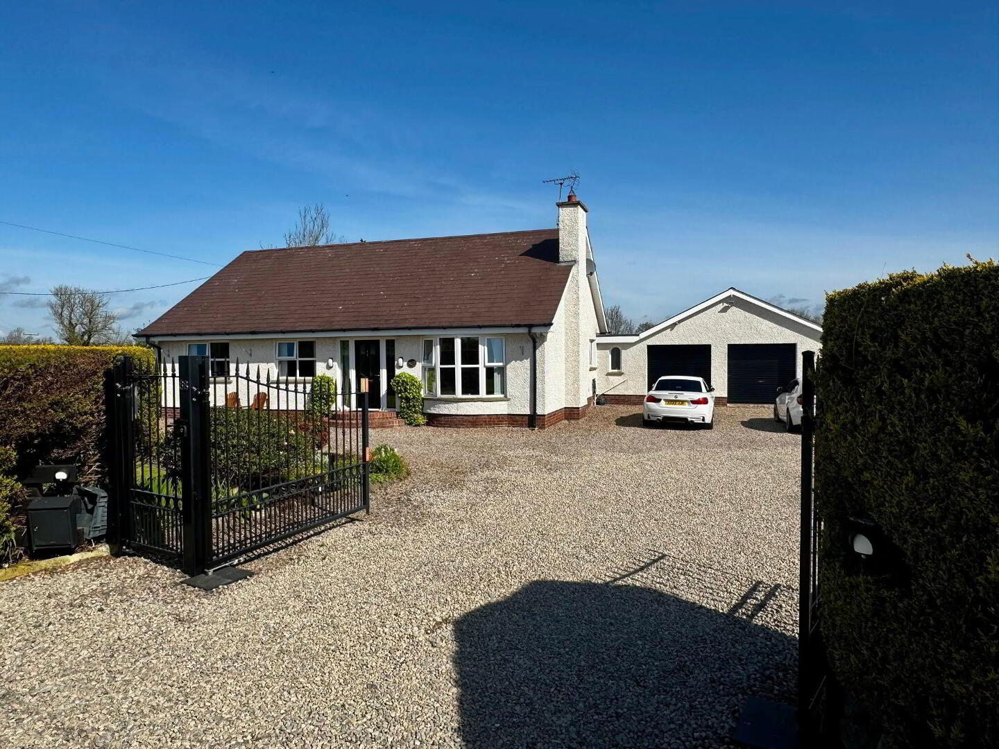 property description image