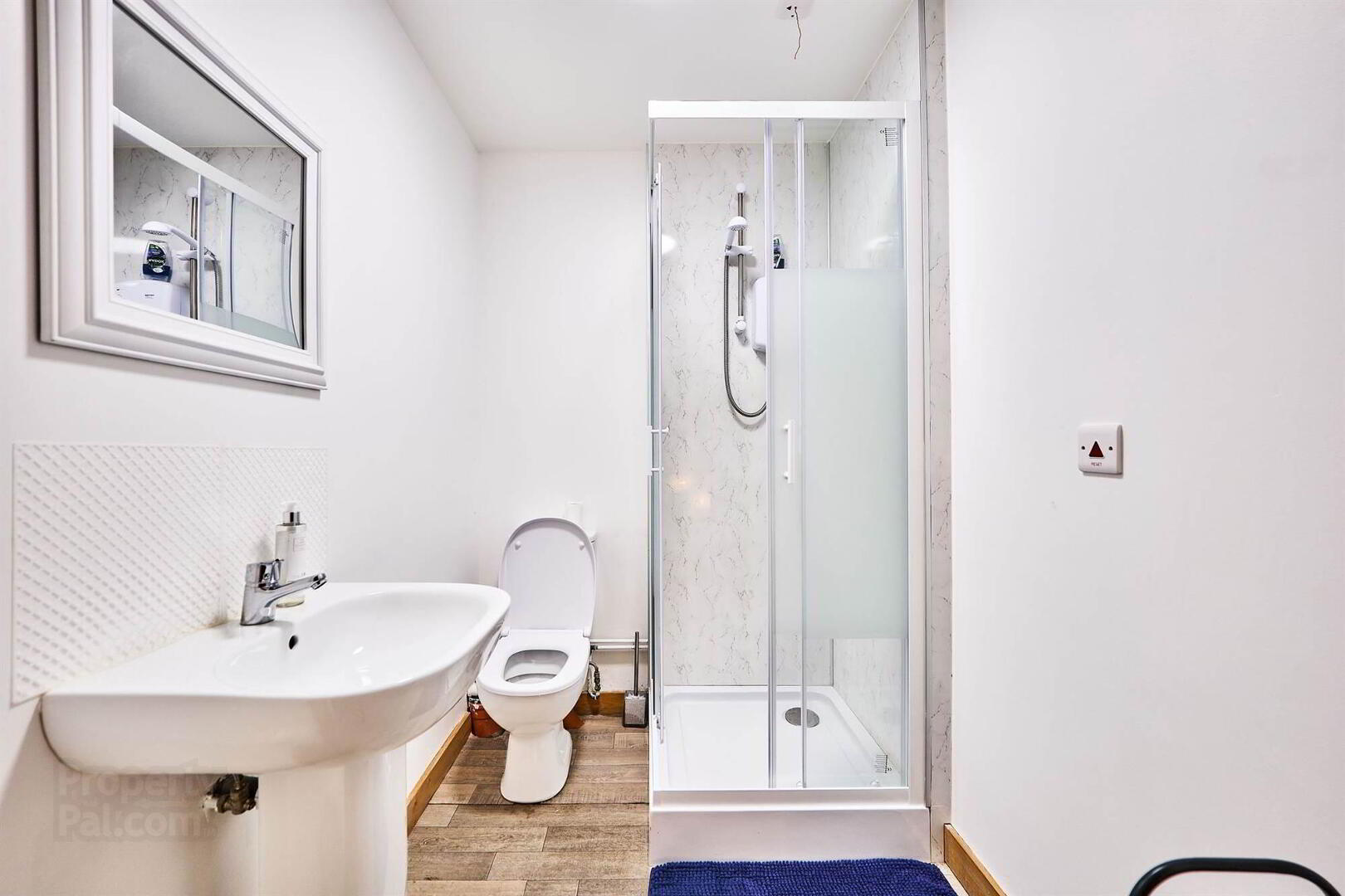 10 Causeway Street 10 of 14