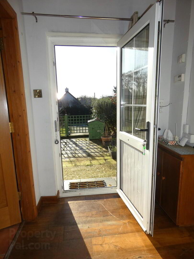 Blackberry Cottage, 56 Moneydig Road 6 of 22