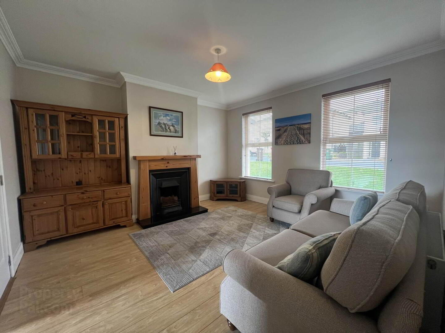 8 Longfield Way 4 of 13