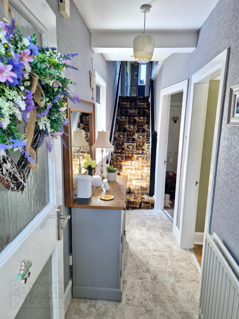 9 Carthall Road 5 of 23