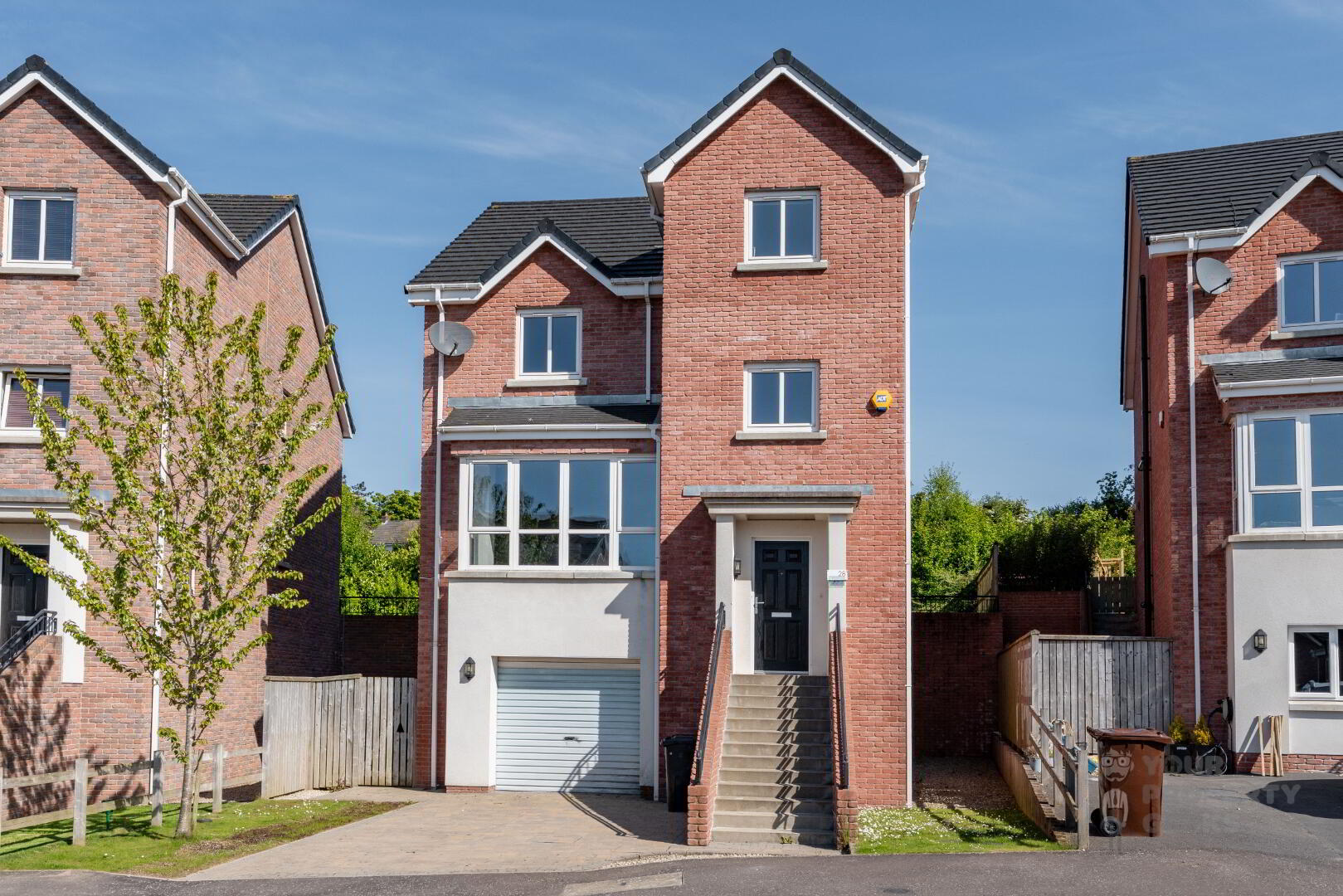 28 Millreagh Grove 1 of 27