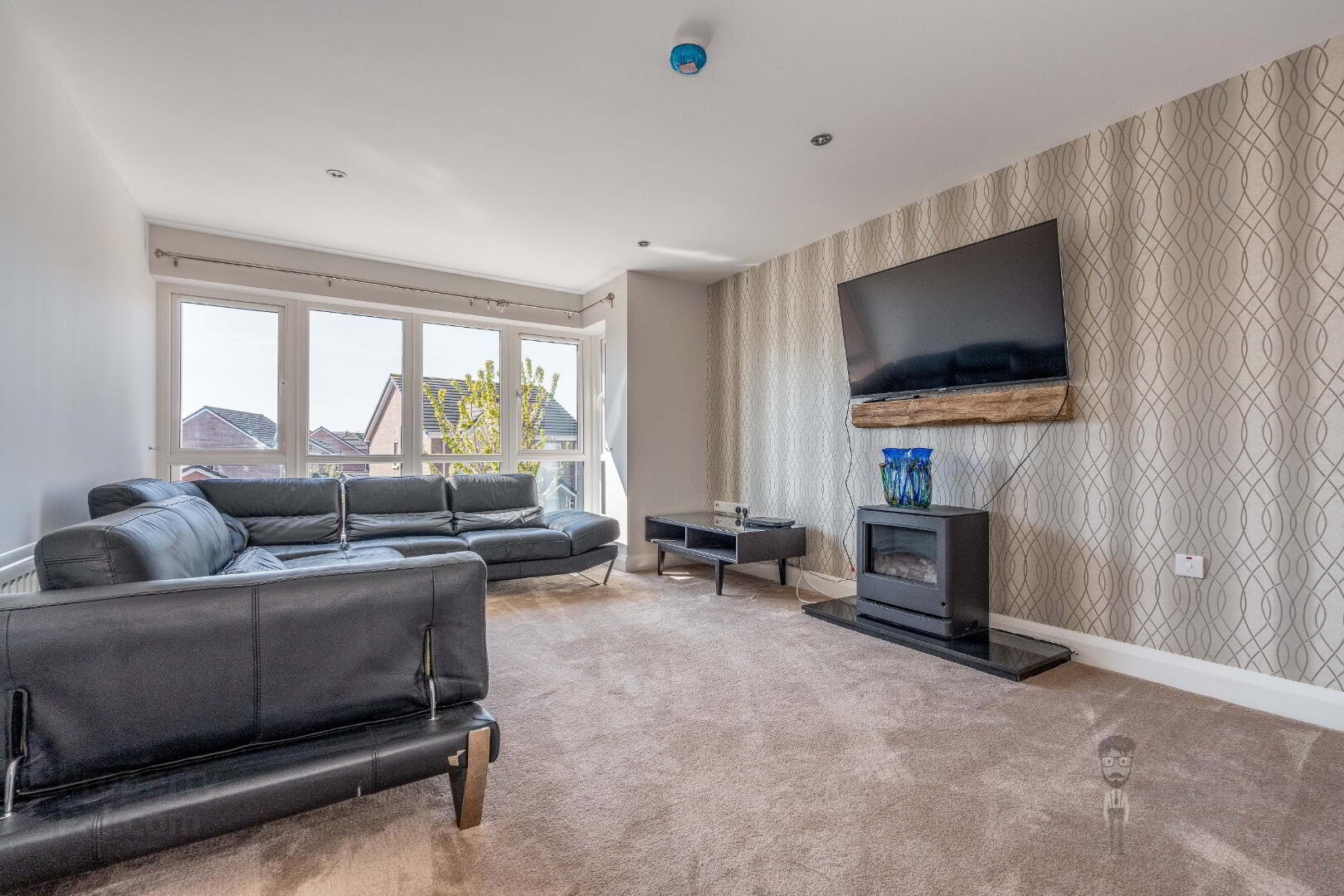 28 Millreagh Grove 3 of 27