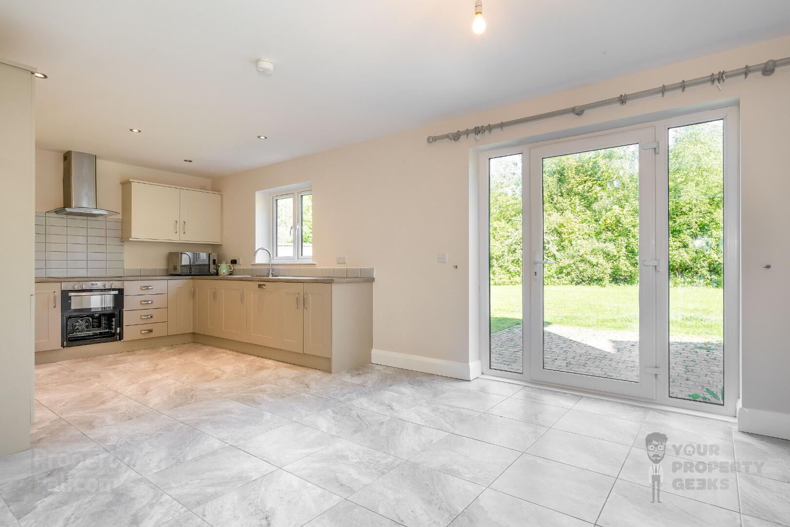 28 Millreagh Grove 6 of 27