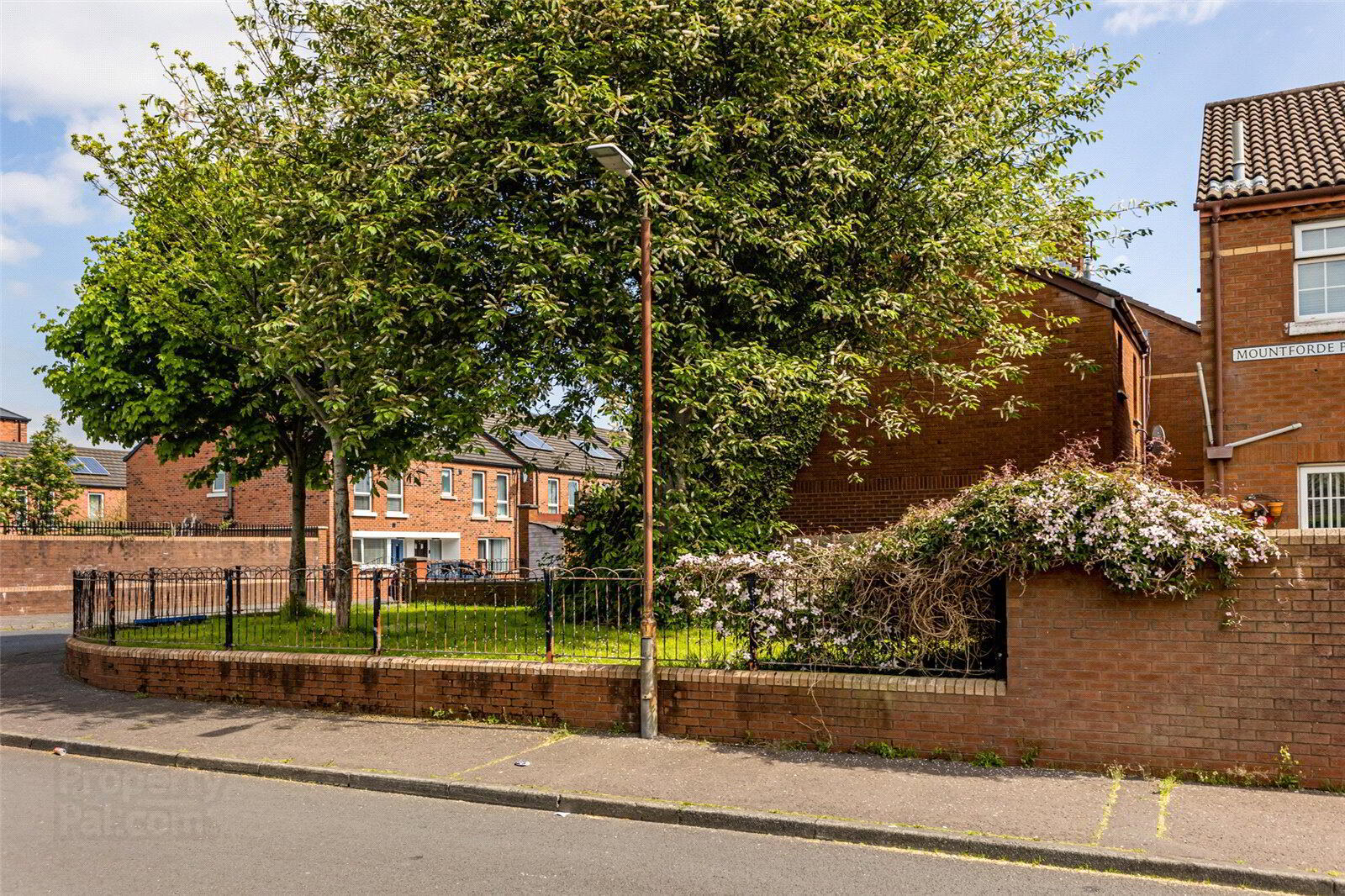 1 Mountforde Road 21 of 21