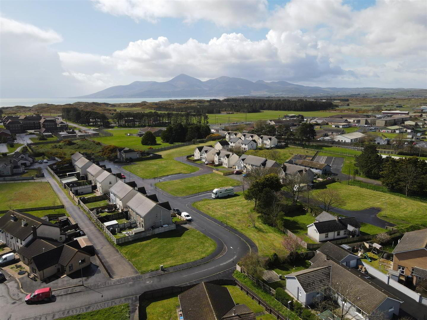 Development Site, The Links 9 of 14