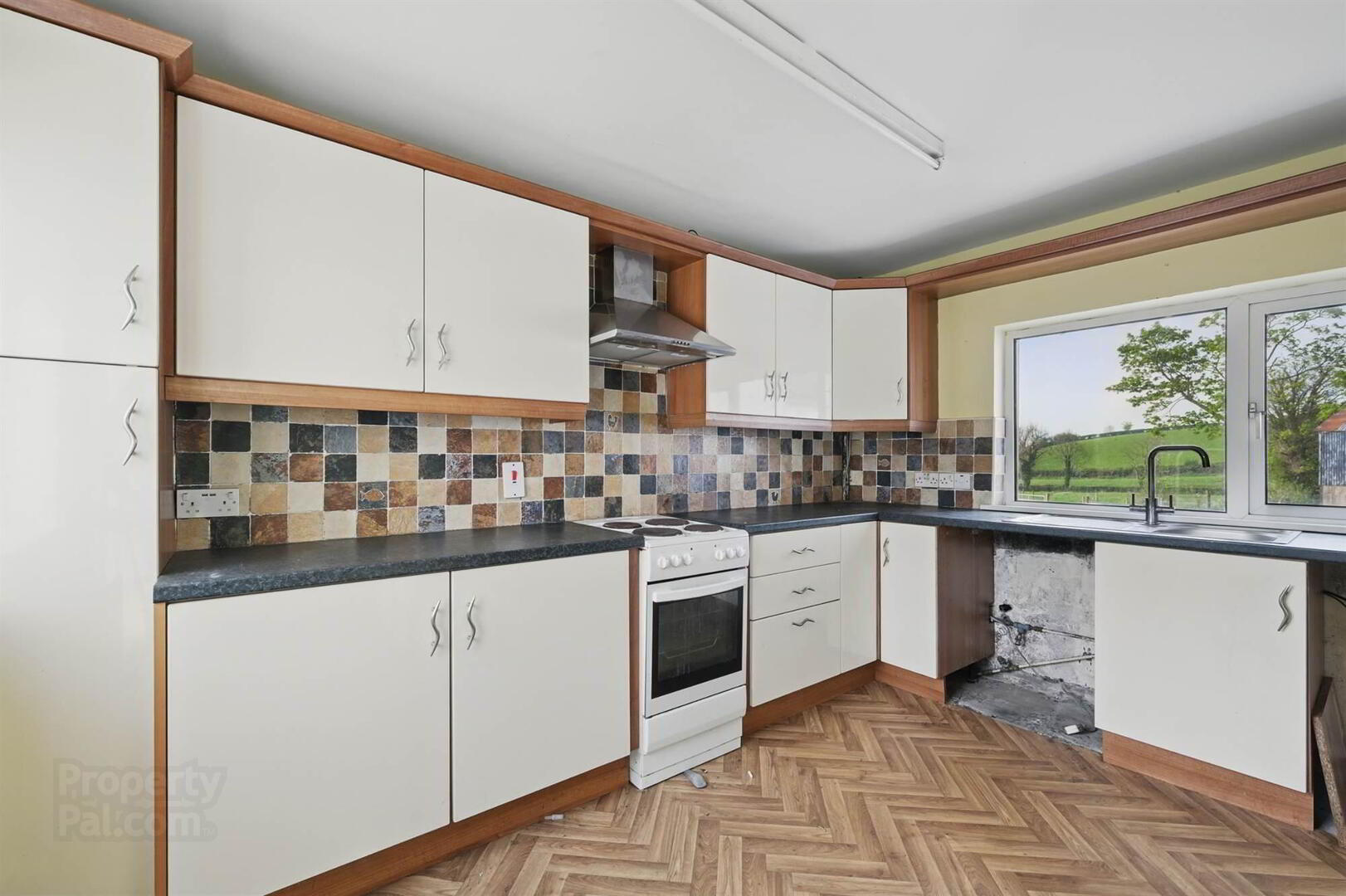 20 Creevy Road 8 of 21