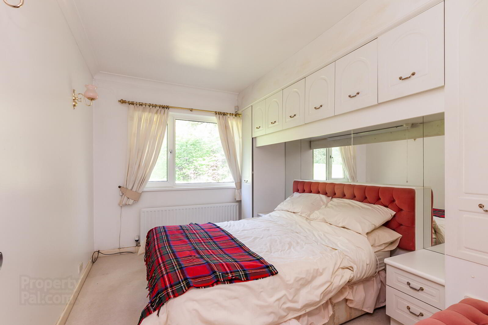18 Waterloo Park South 20 of 36