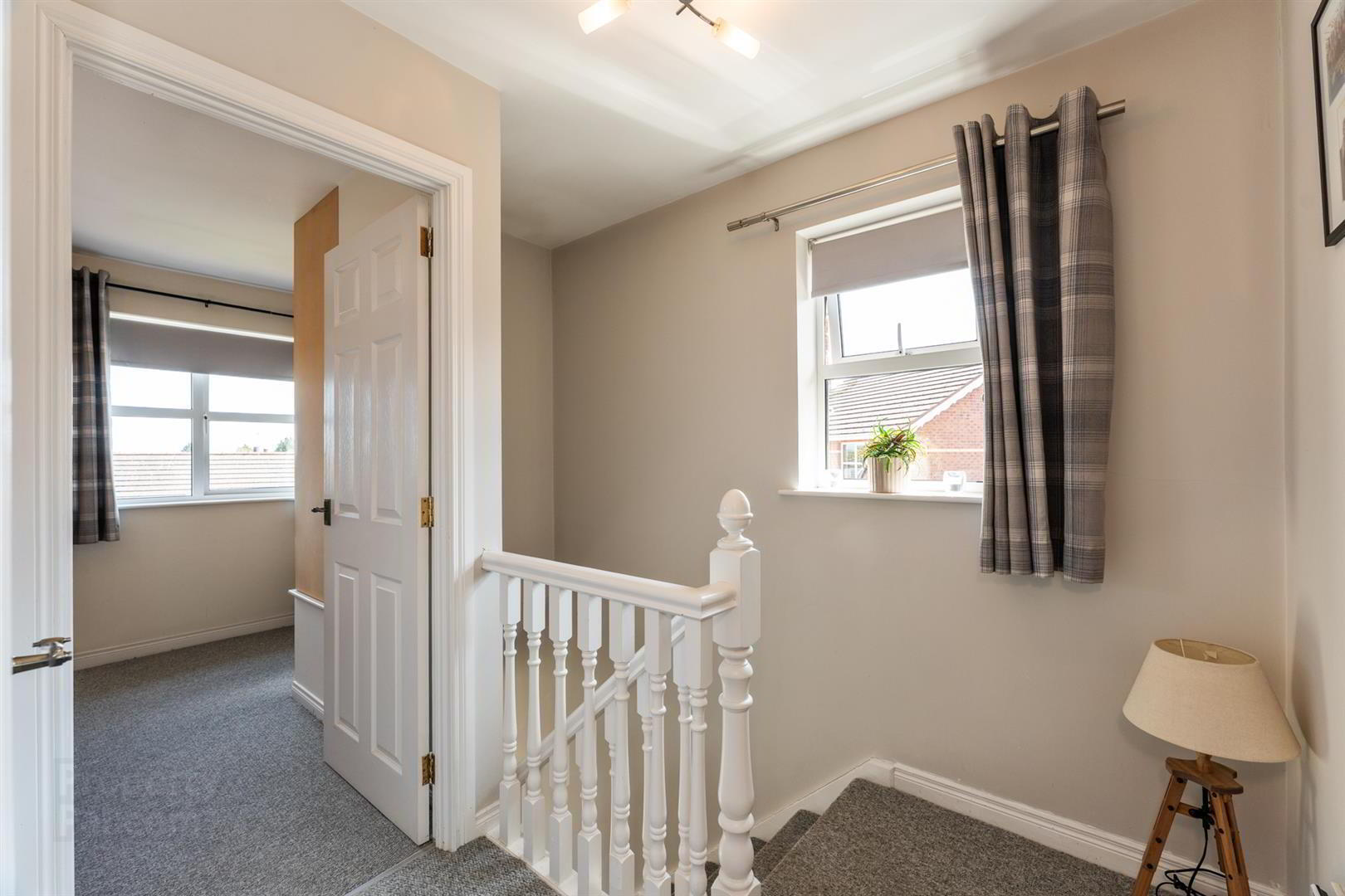 16 Whitethorn Mews 9 of 18