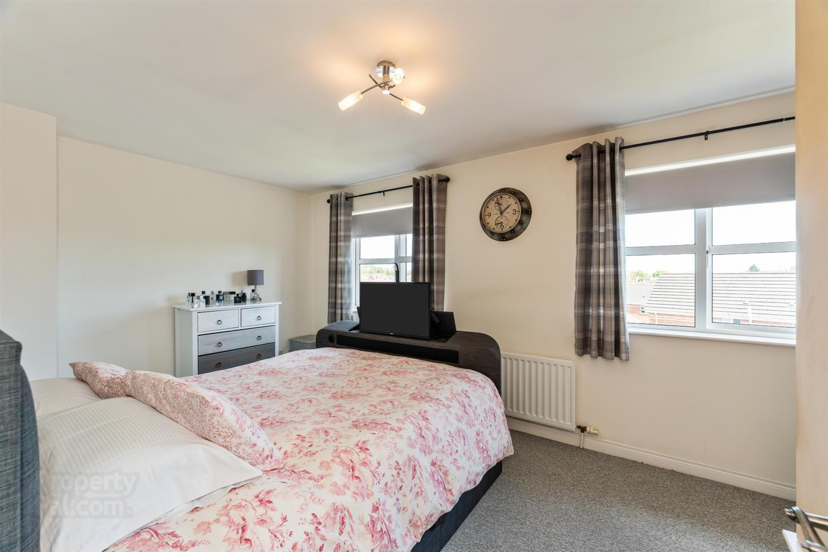 16 Whitethorn Mews 11 of 18