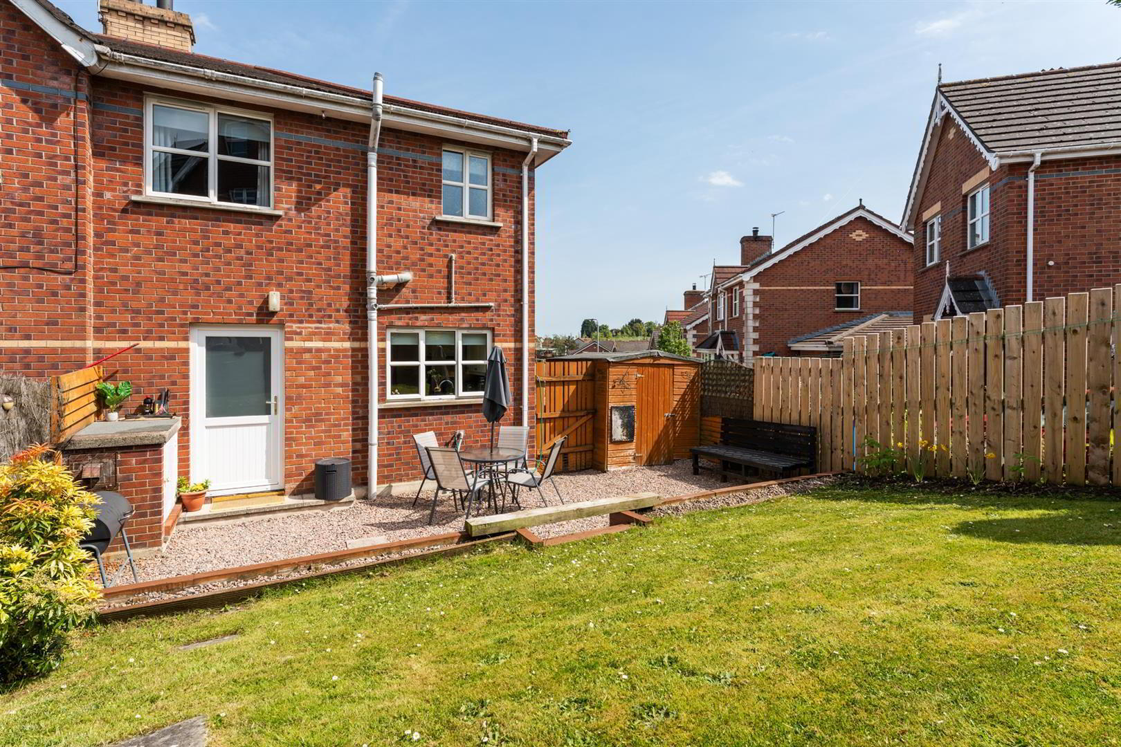 16 Whitethorn Mews 17 of 18