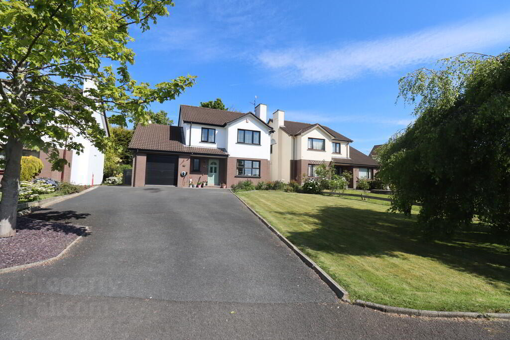 5 Glenburn Manor 1 of 33