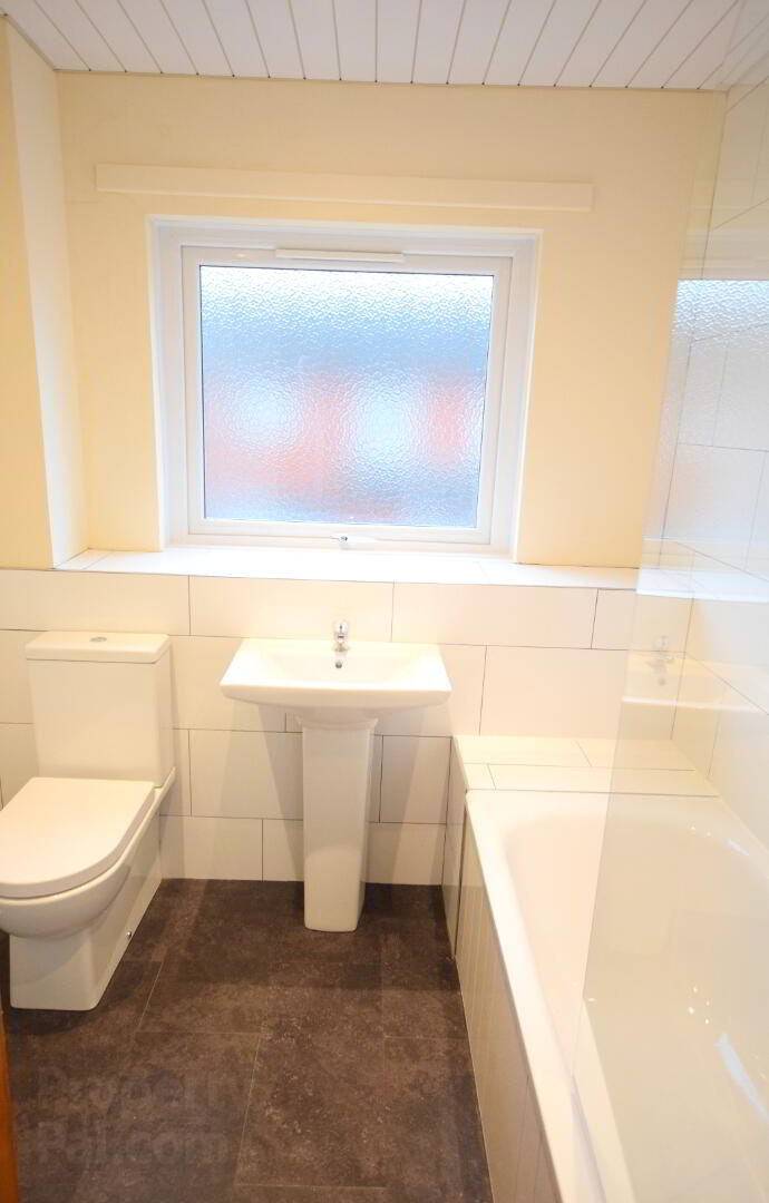 14 Glentoran Place 8 of 11