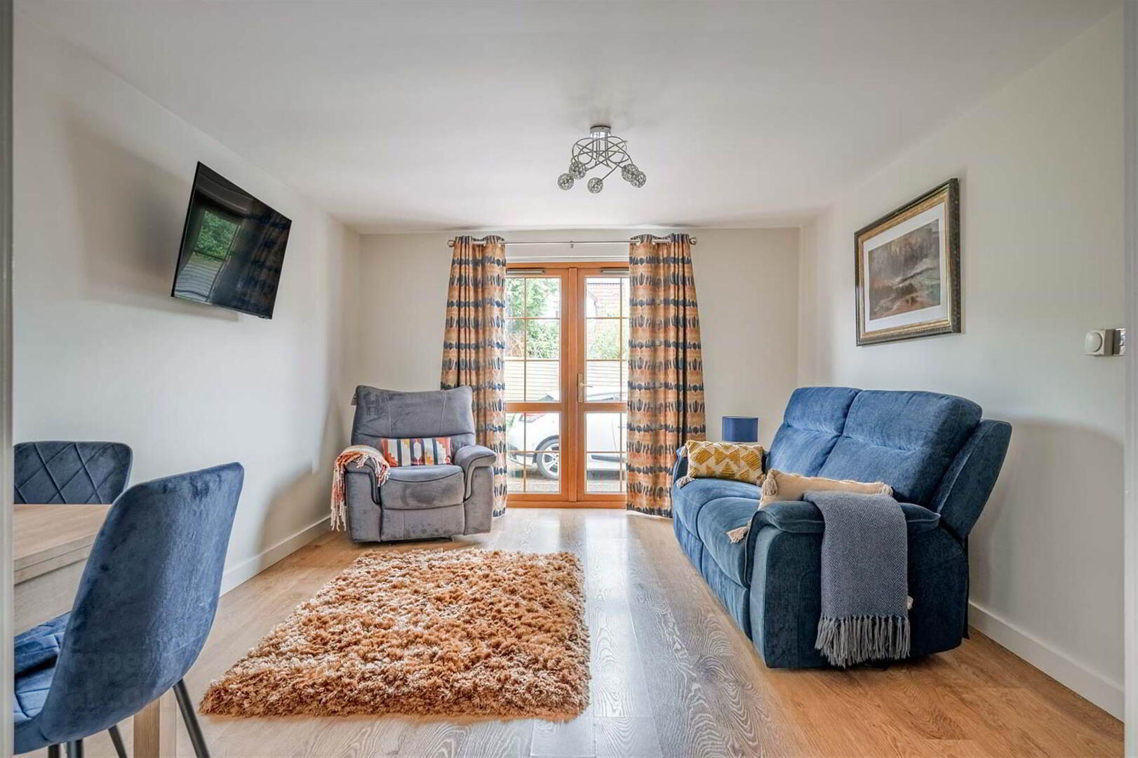 Flat 2 244, Clandeboye Road 7 of 16